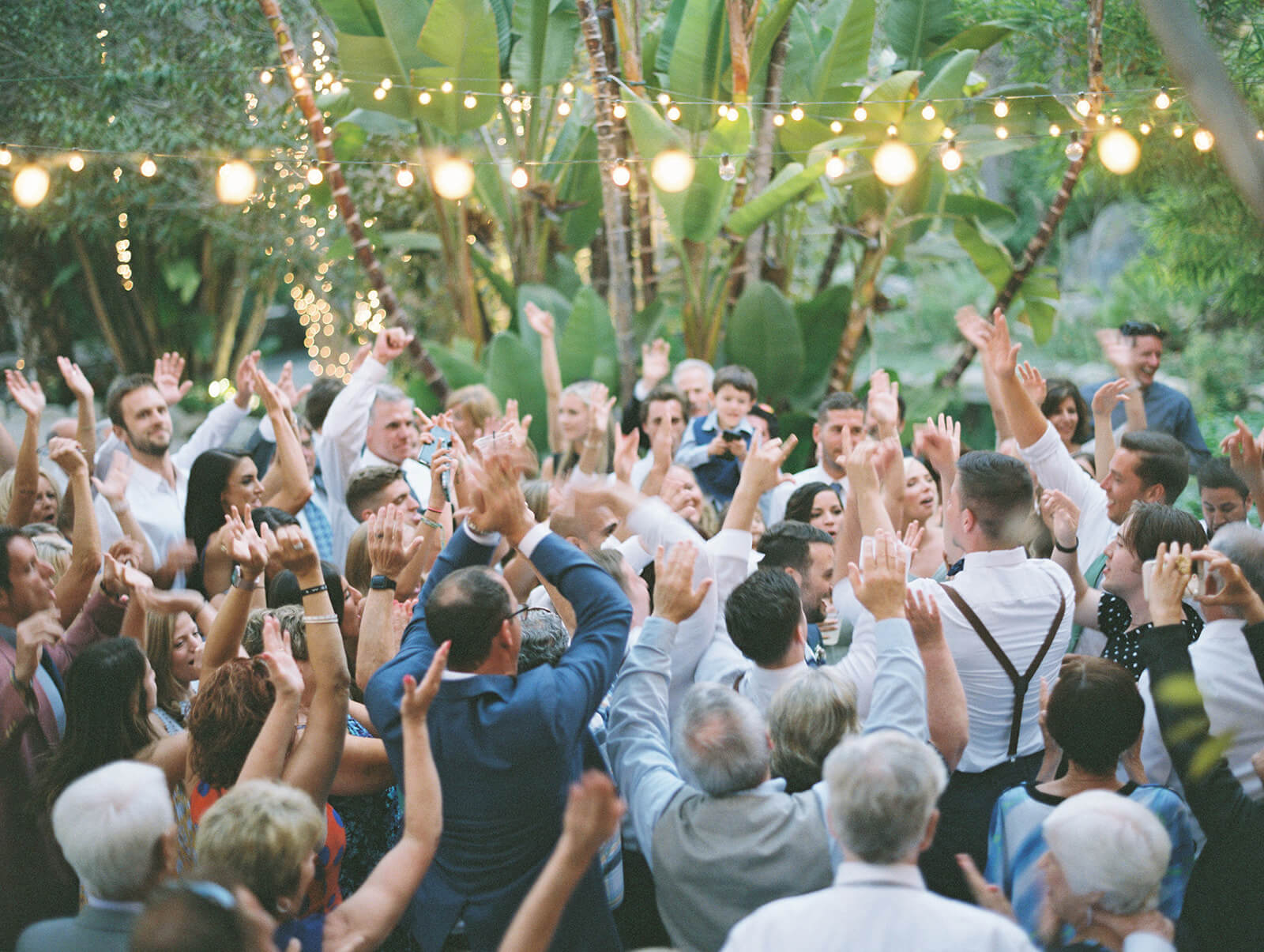 wedding reception, dance floor, wedding photoraphy